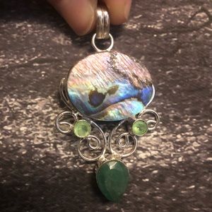 Gorgeous pendant